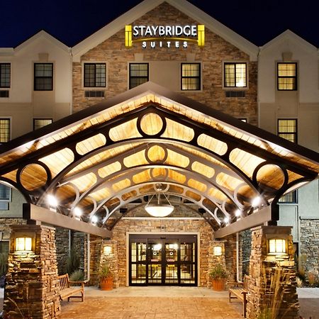 Staybridge Suites Dearborn By Ihg Екстер'єр фото